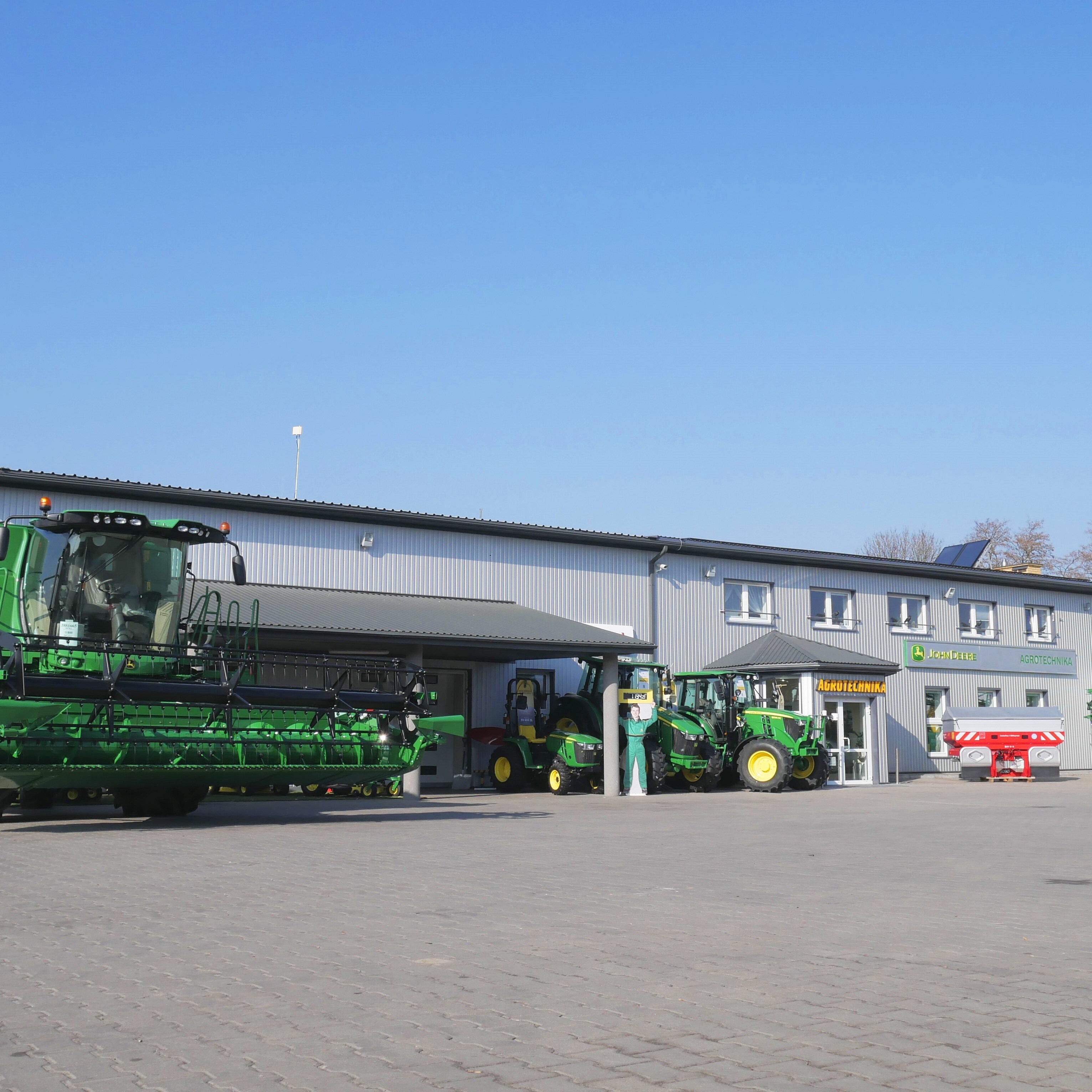 Odwiedż dealera Agrotechnika