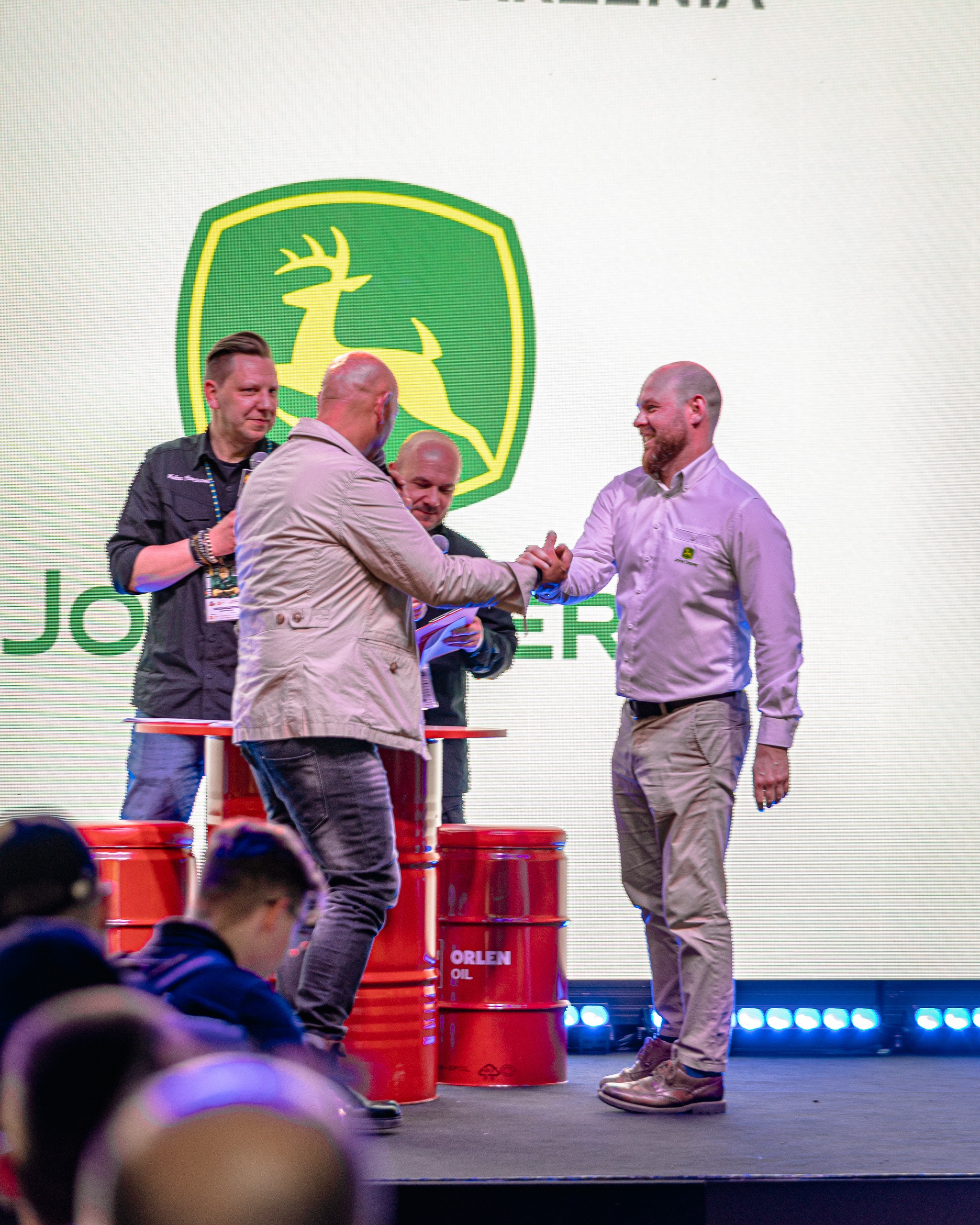 john-deere-supports-future-industry
