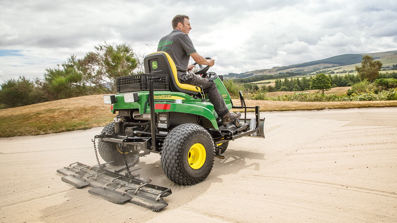 Pola golfowe i boiska, grabie do bunkrów i pól, 1200 Hydro, ludzie, klienci